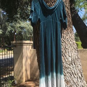 BCBG Max Azira runway collection velvet dress. ✨